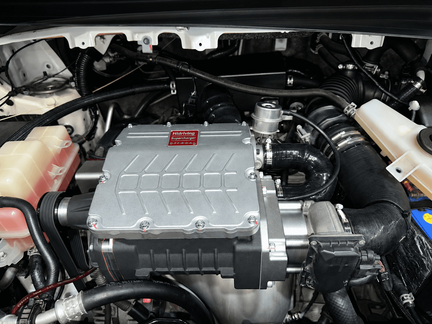 Toyota Alphard / Vellfire / Lexus LM 30 Series 2AR-FE supercharger system installation view 1